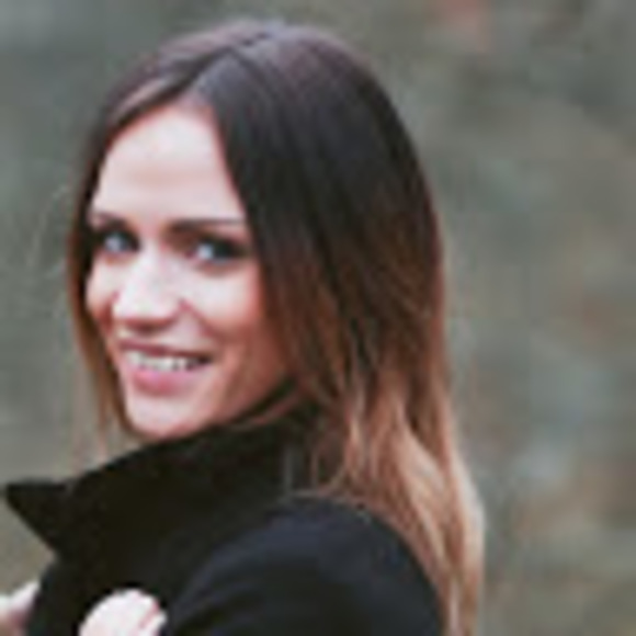 Meet your Posher, Katie - Picture 1 of 1